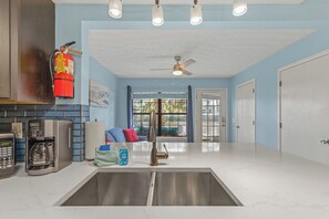 Interior - Welcome to the Robin's Nest! (Panama City Beach)