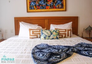 1 bedroom, in-room safe, iron/ironing board, free WiFi