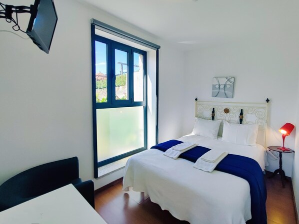 3 habitaciones, internet y ropa de cama 