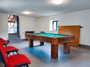 Games room - Quinta de Travancela | Pedro House | Amarante | Tranquillity | Pool (Amarante)