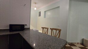 Comfort Apartment, 1 Bedroom, Mountain View | Private kitchen