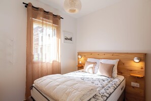 2 Schlafzimmer, Reisekinderbett, kostenloses WLAN