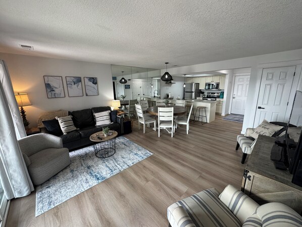 Smart TV, DVD player