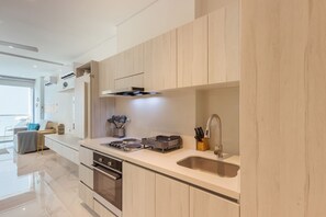 Apartment | Private kitchen | Coffee/tea maker, electric kettle - U-GO Edificio Sui Loft (Santa Marta)