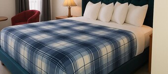 Maple Creek Motor Inn