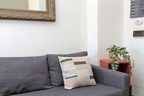 Living area - Rome, Esquilino, apartment for 4 (Roma)