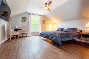 2 chambres, fer et planche à repasser, Wi-Fi gratuit, draps fournis