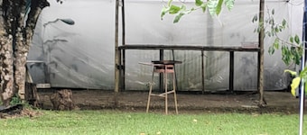 Camping, Glamping and Tour Operator Zompopas Trail Costa Rica.