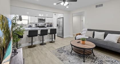 Go Gators Apartment + PS4 Console!