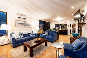 Téléviseur connecté, bureau