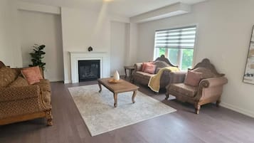 Smart-tv en een open haard