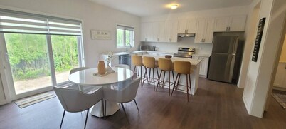 Near Port Dover/Turkey Point Furnished 5BR House