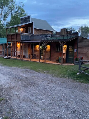 Bear's Den At Mountain River Ranch