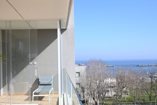 CN003 – Cesenatico, two-room apartment facing the sea with panoramic terrace