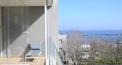 CN003 – Cesenatico, two-room apartment facing the sea with panoramic terrace