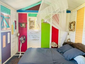 1 bedroom, WiFi, bed sheets