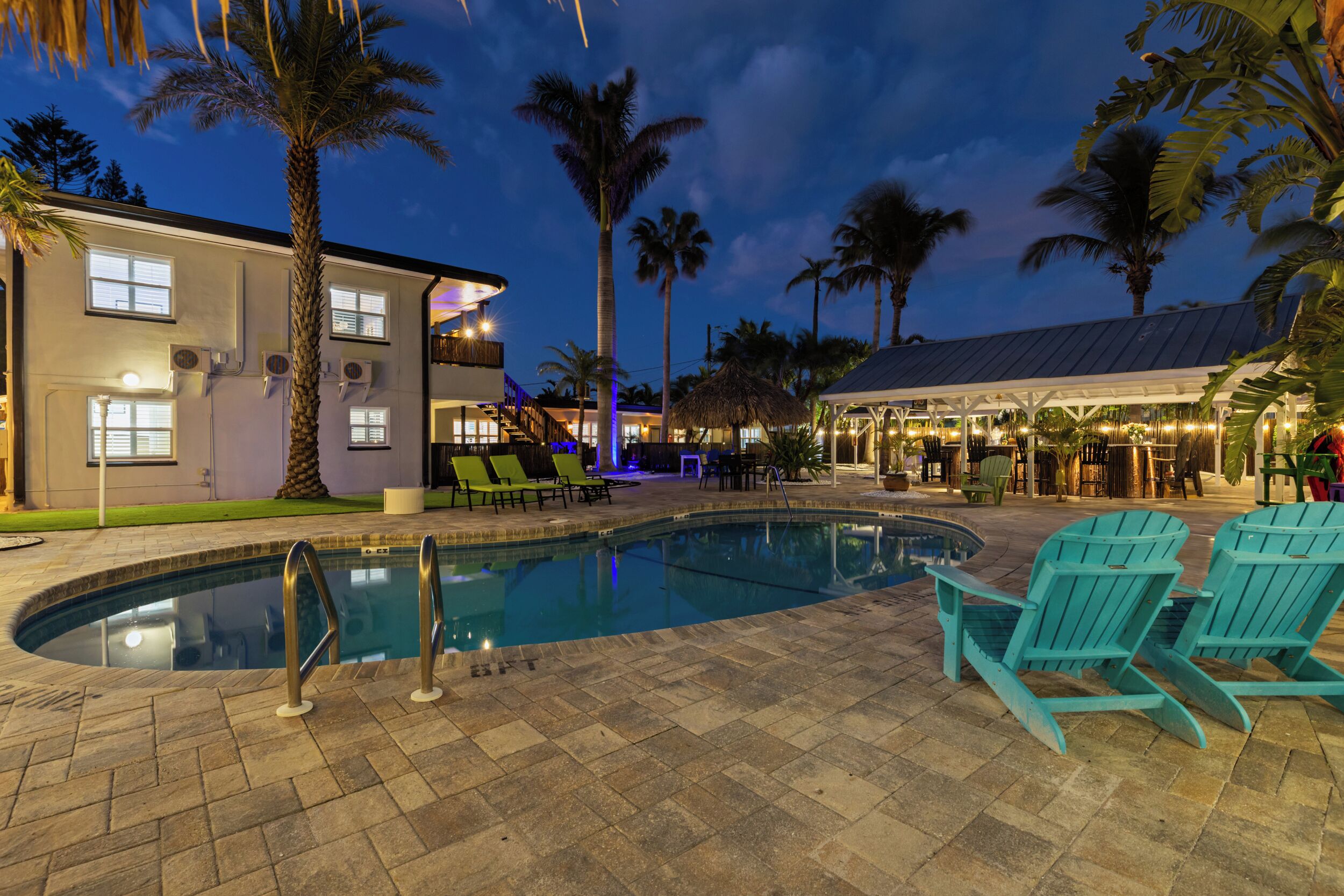 Piscine extérieure, piscine chauffée