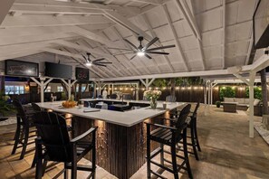 Bar (on property) - Coconut Grove: Private 10BR Resort, Sleeps 30 (Clearwater)