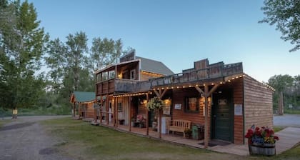 Sheriff's Office Cabin At Mountain River Ranch