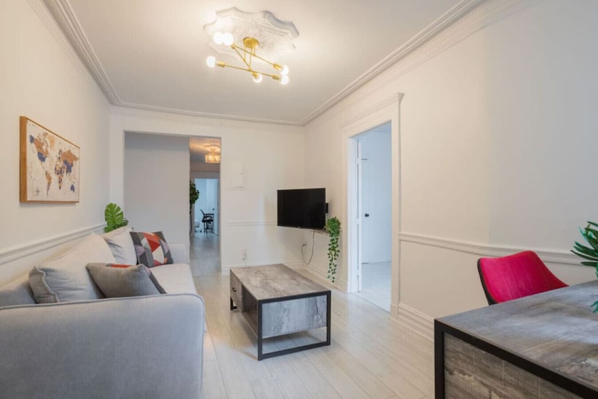 Grand Urban | 4br Luxe Stay In Griffintown - Montreal