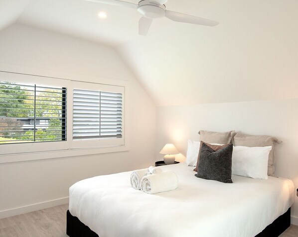 4 chambres, bureau, fer et planche à repasser, Wi-Fi gratuit