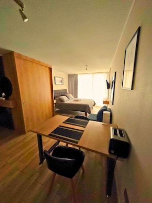 Apartment | Free WiFi, bed sheets