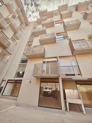 Apartment | Exterior