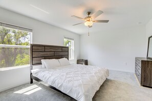 2 habitaciones, tabla de planchar con plancha, internet y ropa de cama 