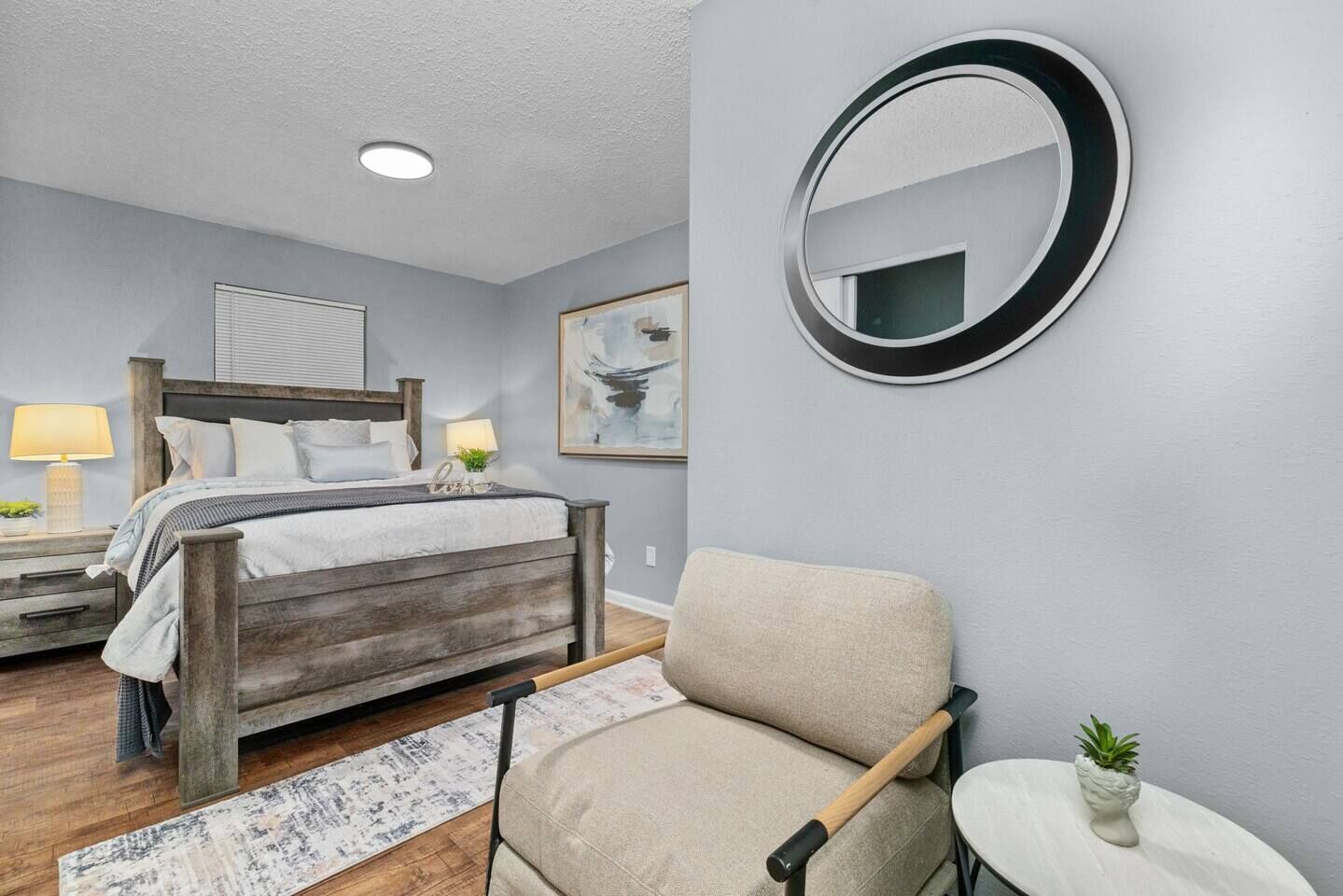 4 bedrooms, WiFi, bed sheets