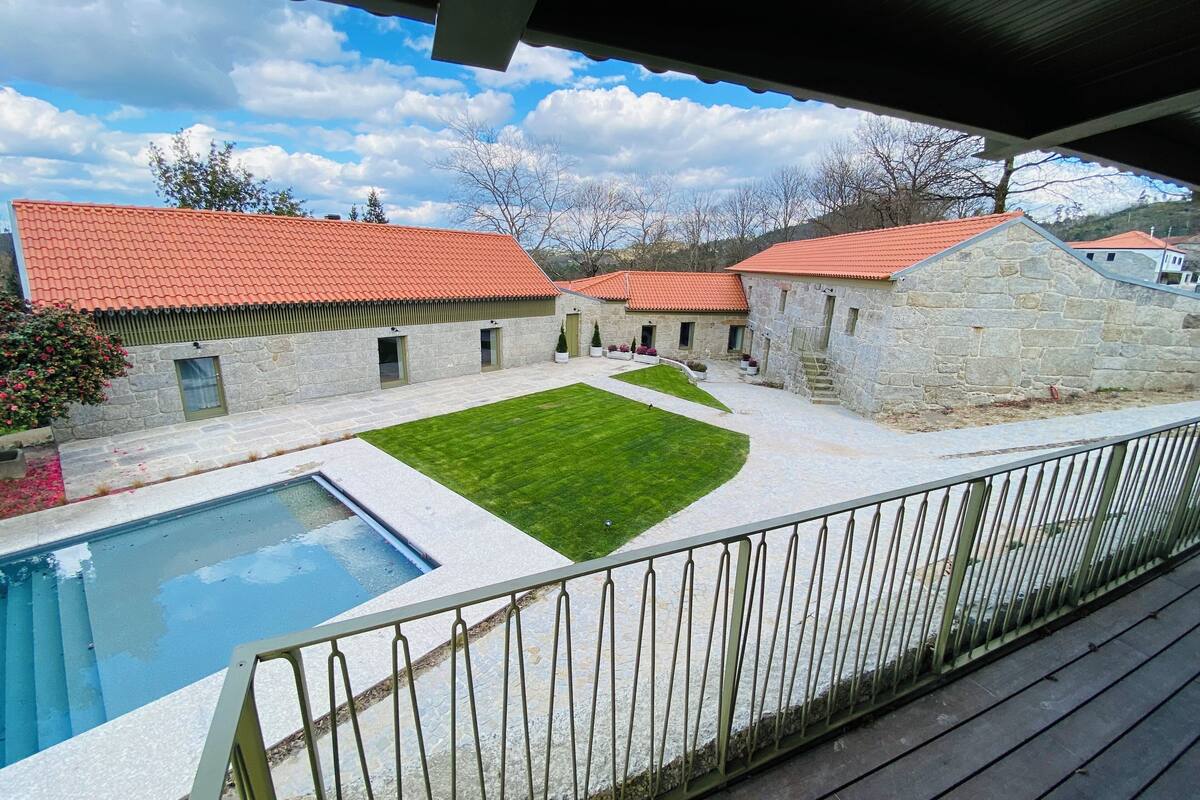 Deluxe-Apartment, Poolblick | Terrasse/Patio