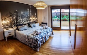 3 slaapkamers, een strijkplank/strijkijzer, wifi, beddengoed