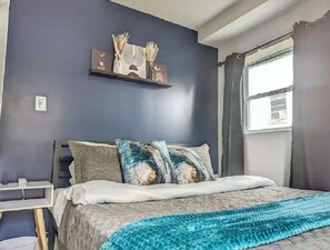 1 bedroom, iron/ironing board, WiFi, bed sheets - Stylish & Cozy #1 8 mins to DCA & Washington DC (Alexandria)