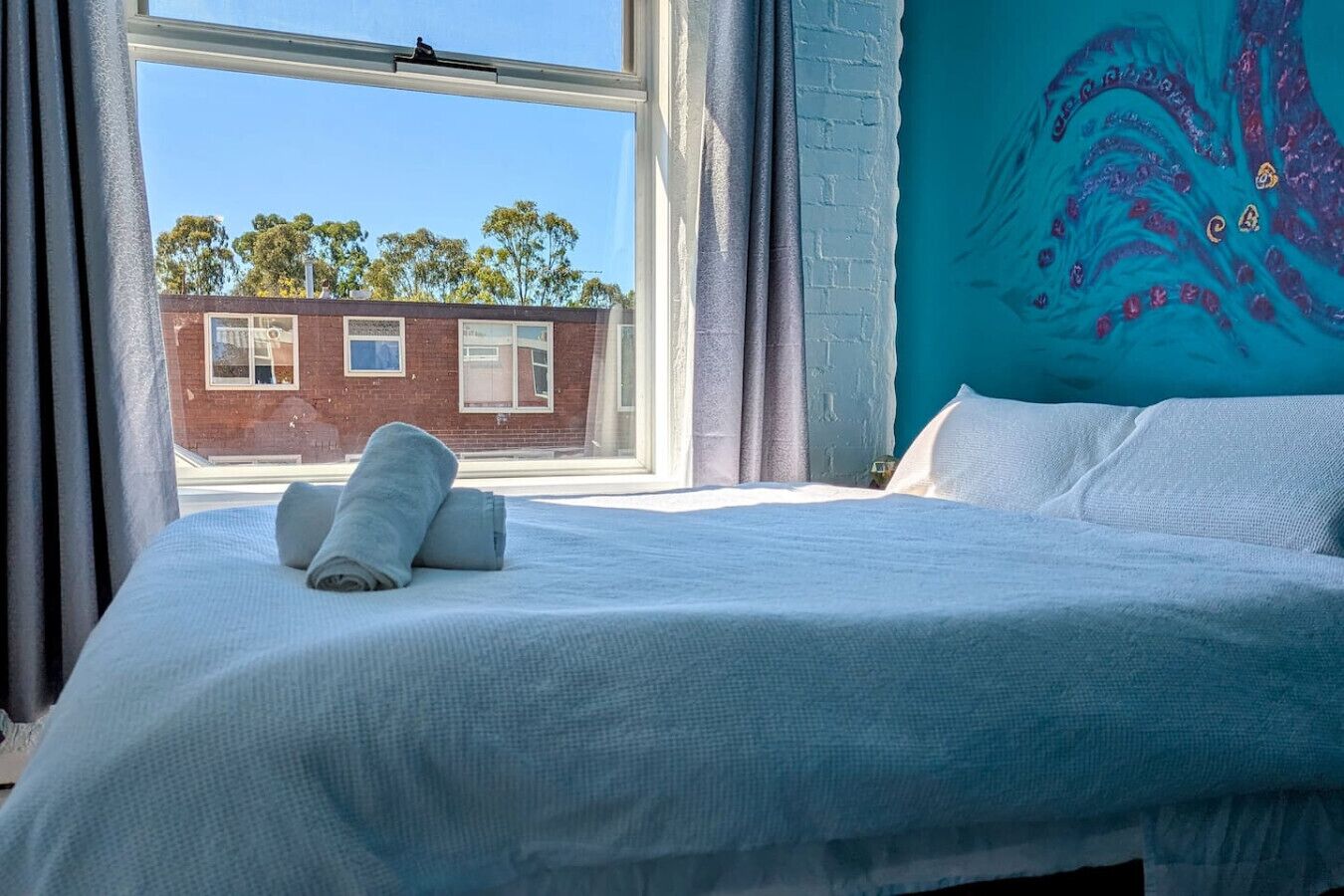 Free WiFi, bed sheets