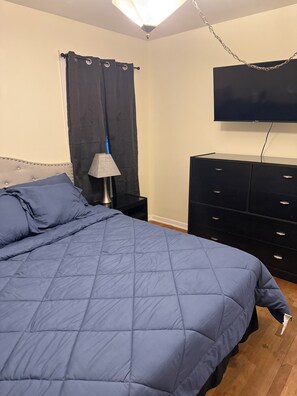 3 bedrooms, iron/ironing board, free WiFi, bed sheets