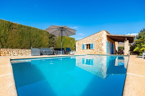 Country House 'Can Pascual' with Mountain View, Private Pool and Wi-Fi