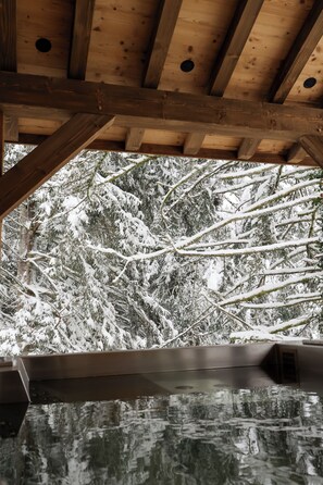 Couples treatment rooms, sauna, hot tub, steam room, body treatments - Domaine de Montagne Chalet Frère Joseph (Ventron)