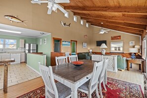 Dining - 7621- Hatteras Bound, Direct Oceanfront Avon Escape | 3BR Beachfront (Avon)