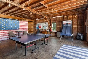 Spielezimmer