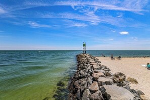 Tæt på stranden