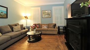 TV, fireplace, DVD player