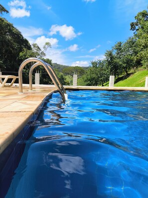 Alberca al aire libre