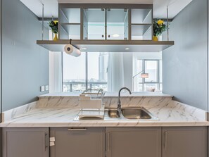 Interior - the 'New York' condo (Dubai)