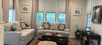 3-bedroom condo in charming Irvine with AC, WiFi. Live the California dream