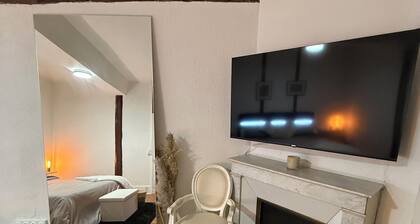 Appartement cosy en plein cĆur dâAuxerre, Ă  deux pas de tout !