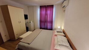 1 habitación, cuna de viaje, wifi gratis y ropa de cama 