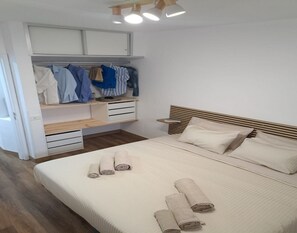 1 bedroom, iron/ironing board, travel crib, free WiFi - Los Diamantes 3 (Los Cristianos)