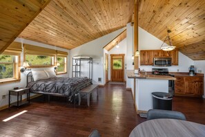 4 Schlafzimmer, Schreibtisch, Bügeleisen/Bügelbrett, kostenloses WLAN