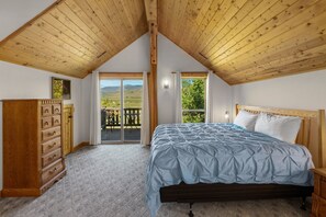 4 chambres, bureau, fer et planche à repasser, accès au Wi-Fi (inclus)