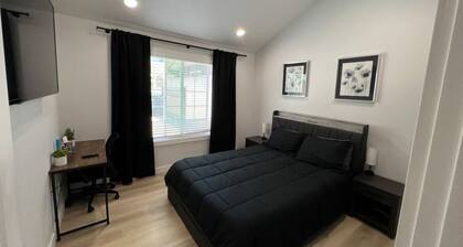 Private/Relaxing New Guest House & Fast Wi-Fi