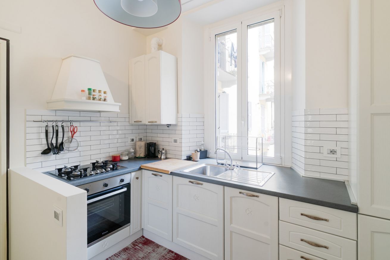 Kühlschrank, Ofen, Herdplatte, Geschirrspüler